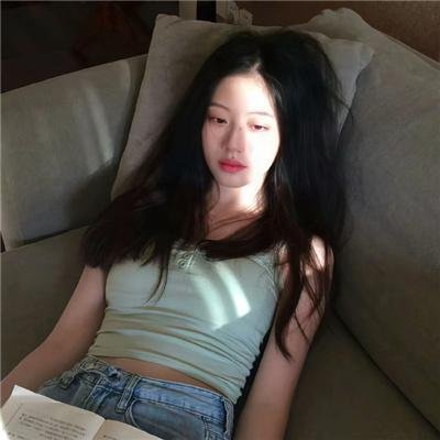 饥饿的狮子